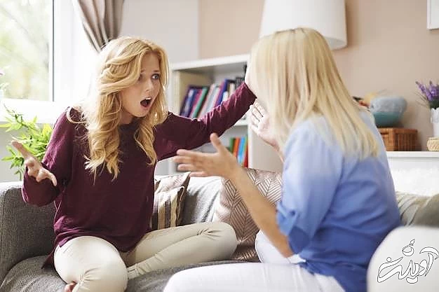 نوجوان بداخلاق